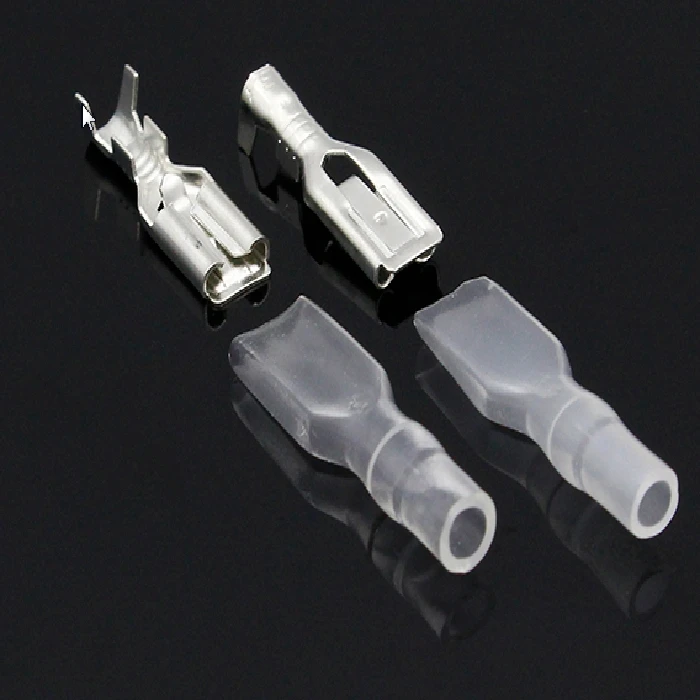 Ženski terminal konektor čeveljček z izolacijo 4,8mm 1 kos